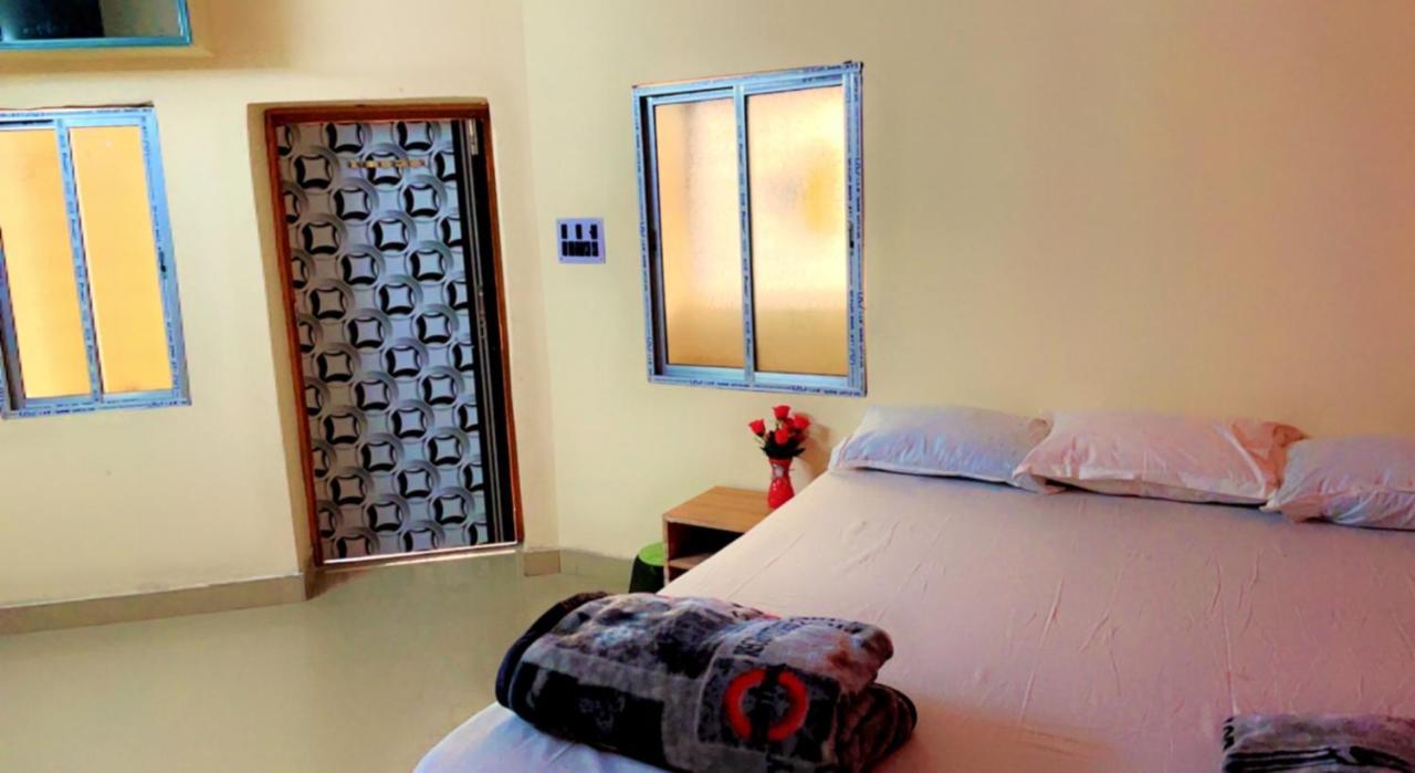 Sun India Guest House Hāora Exterior photo