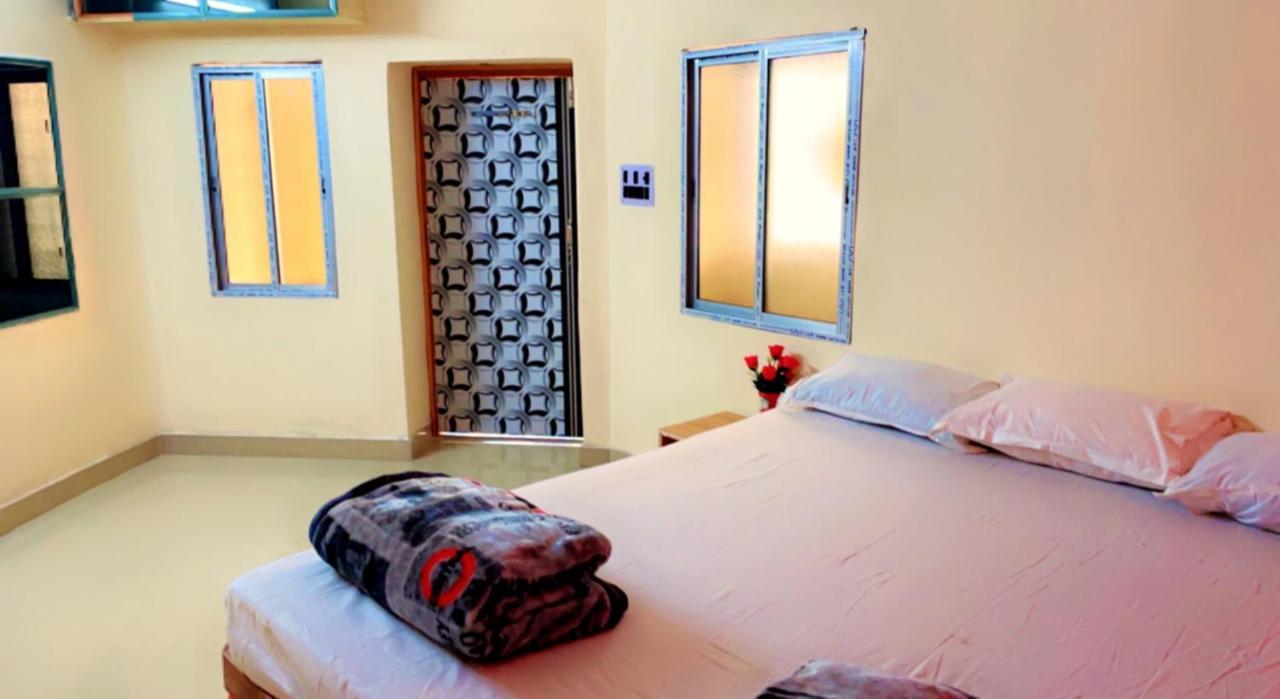 Sun India Guest House Hāora Exterior photo