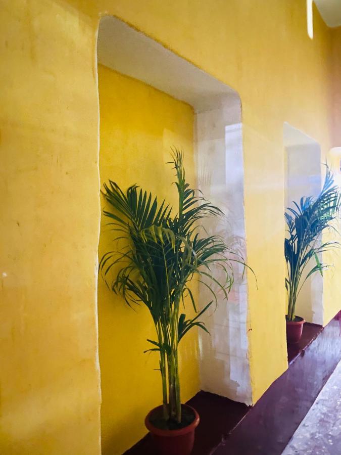 Sun India Guest House Hāora Exterior photo